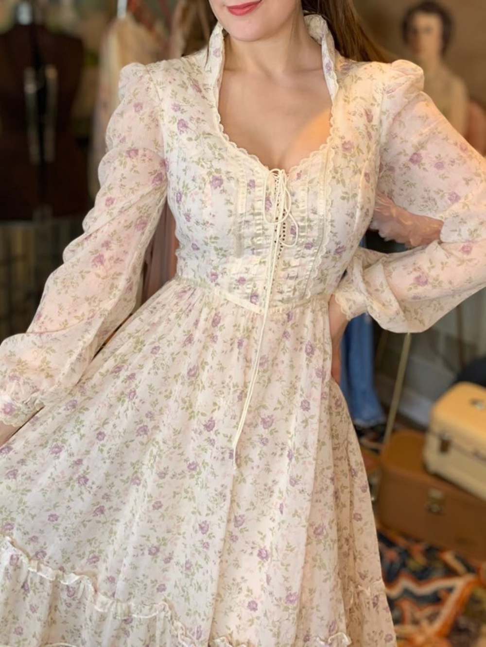 Vintage gunne sax Floral Lace-Up